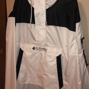 Columbia windbreaker